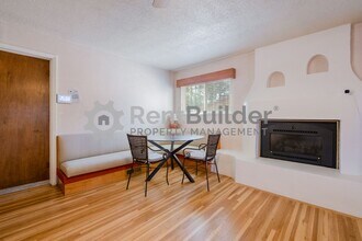 11905 Lexington Ave NE in Albuquerque, NM - Building Photo - Building Photo