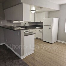 4720 Cessna Ave in Las Vegas, NV - Building Photo - Building Photo