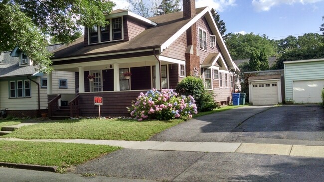 79 Arvine Hts, Unit 79 Arvine Hts first floor