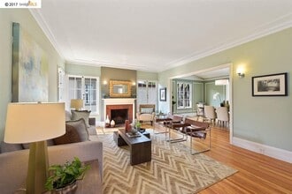 415 Euclid Ave, Unit 4 in Oakland, CA - Building Photo - Building Photo