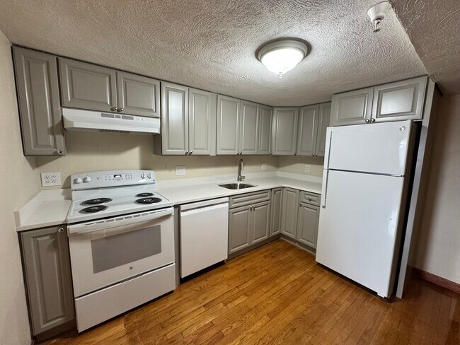 1114 Commonwealth Ave, Unit 603