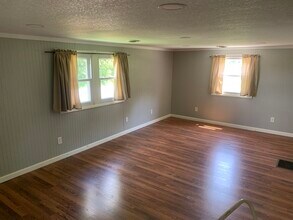 608 Wilson St in Newton, IL - Building Photo - Building Photo