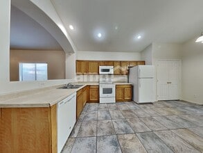 2525 W Nancy Ln in Phoenix, AZ - Building Photo - Building Photo