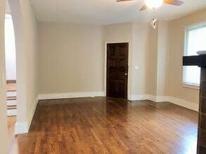 4039 Kingston Pike in Knoxville, TN - Foto de edificio - Building Photo