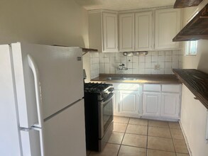 2317 Grand Ave-Unit -1 in San Diego, CA - Building Photo - Building Photo