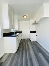 5330 Corteen in Valley Village, CA - Building Photo - Building Photo