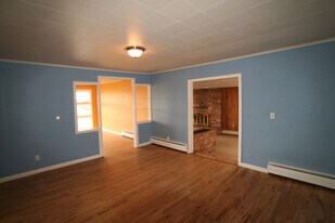 26677 Frontage Rd in Bozeman, MT - Building Photo