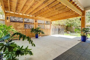 2619 Eastgrove Ln in Houston, TX - Building Photo