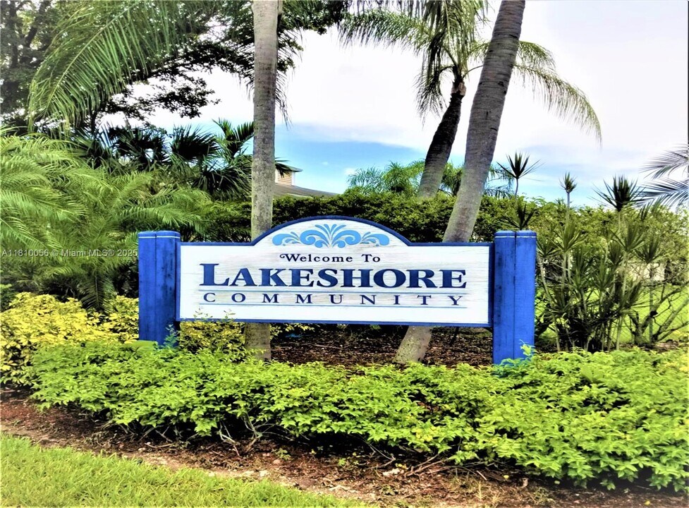 1149 Independence Trail in Homestead, FL - Building Photo
