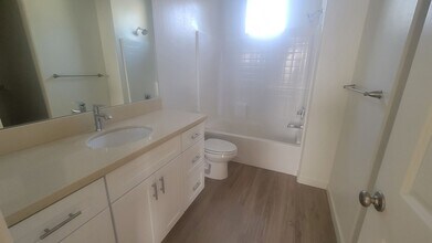 8617 Frankie Lou St in Bakersfield, CA - Building Photo - Building Photo