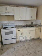 902 N D St in Harlingen, TX - Building Photo - Building Photo