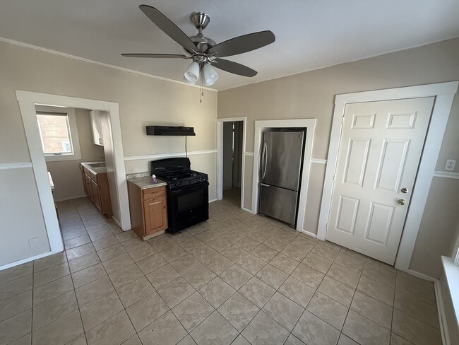 11 New Hampshire Ave in Haverhill, MA - Building Photo - Building Photo