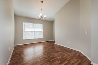 9031 Egret Cove Cir in Riverview, FL - Foto de edificio - Building Photo