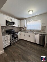 320 W Howry Ave in DeLand, FL - Foto de edificio - Building Photo