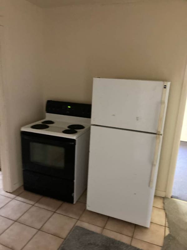 207 Cunningham St in Mercer, PA - Building Photo - Building Photo