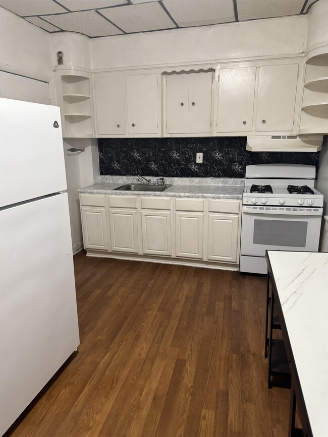 property at 1604 Central Ave