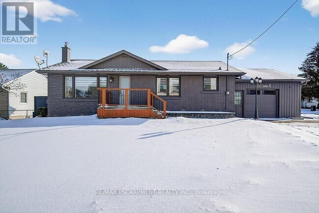 property at 4503 Ontario St