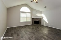 305 Flowering Plum Ln in Fort Worth, TX - Foto de edificio - Building Photo