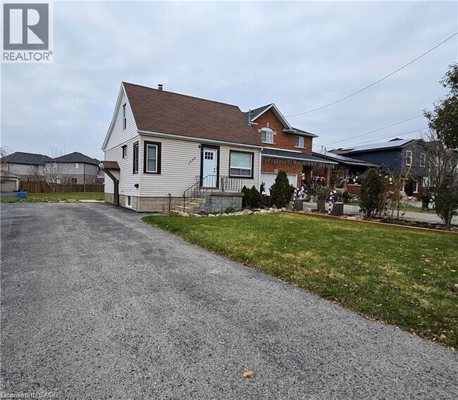 property at 1356 Upper Wellington St