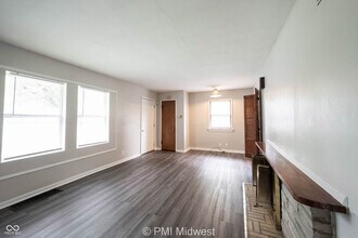 2121 Euclid Dr in Anderson, IN - Building Photo - Building Photo