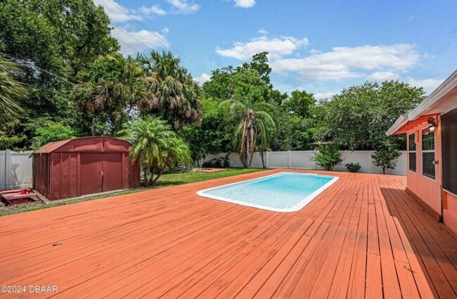 property at 1116 St Augustine Rd