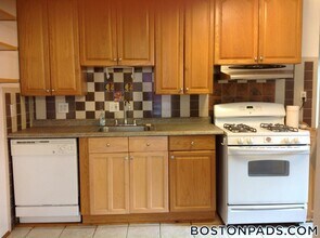 154 Pearl St in Cambridge, MA - Building Photo - Building Photo