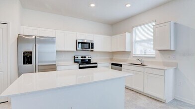 232 Nine Iron Dr in Davenport, FL - Building Photo - Building Photo