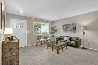 10547 W Coggins Dr in Sun City, AZ - Building Photo - Building Photo