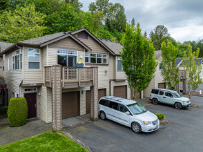 Red Mile in Renton, WA - Building Photo - Building Photo