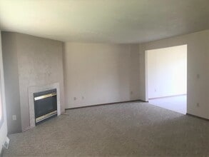 2586 Telluride Trl in Howard, WI - Building Photo - Building Photo