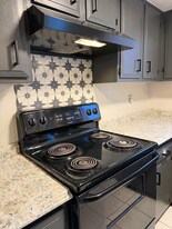 1013 Dickerson Dr SE, Unit C in Albuquerque, NM - Building Photo