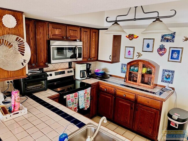 185 Isabella Point Dr in Port Isabel, TX - Building Photo - Building Photo