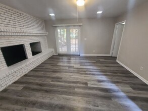 4014 William and Mary Ct in Decatur, GA - Building Photo - Building Photo