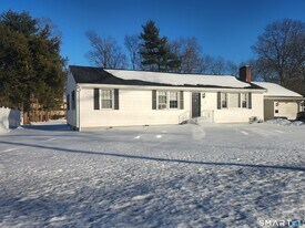 134 Mountain Rd in Windsor, CT - Building Photo