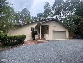 5 Live Oak Ln in Pinehurst, NC - Building Photo - Building Photo