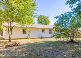 15 Hartwell Pl in Searcy, AR - Building Photo - Building Photo