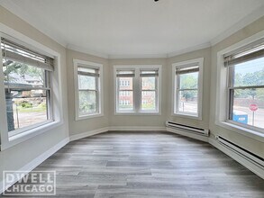 1421 W Hutchinson St, Unit 1417-1 in Chicago, IL - Building Photo - Building Photo