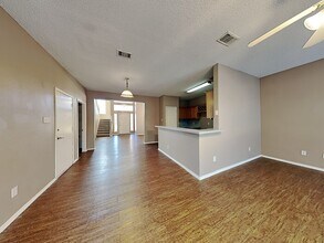 110 Meadow Ct in Forney, TX - Foto de edificio - Building Photo