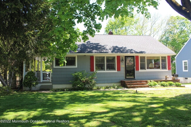 property at 350 Branch Ave