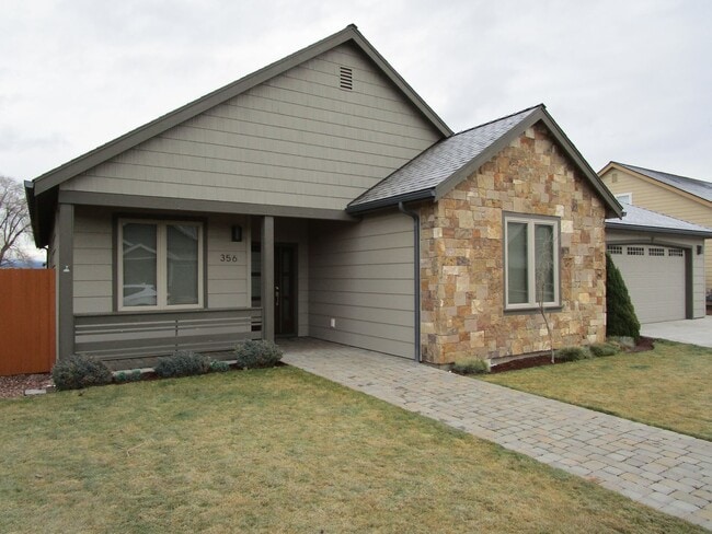 property at 356 SE Sumner Dr