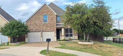 1001 Llano Trce in Irving, TX - Building Photo - Building Photo