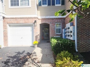 974 Nittany Ct in Allentown, PA - Building Photo - Building Photo
