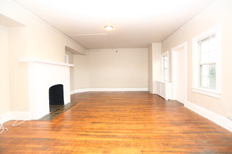 Liberty Circle Apartments in Richmond, VA - Building Photo - Interior Photo