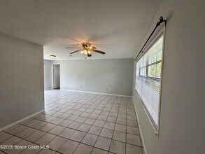 682 Americana Blvd NE in Palm Bay, FL - Building Photo - Building Photo