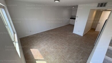 1405 Pacific St in Bakersfield, CA - Building Photo - Building Photo