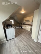 526 Wyld St in North Bay, ON - Building Photo - Building Photo