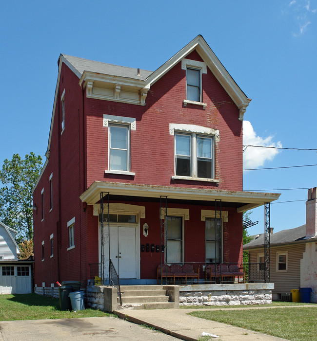 412 E 45th St in Latonia, KY - Building Photo - Building Photo