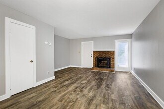 5544 Kaplan Dr in Raleigh, NC - Building Photo - Building Photo