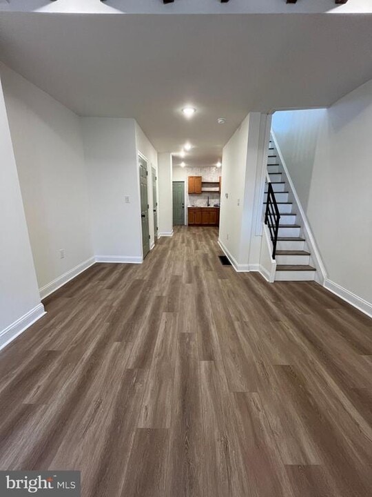 533 S Salford St in Philadelphia, PA - Building Photo