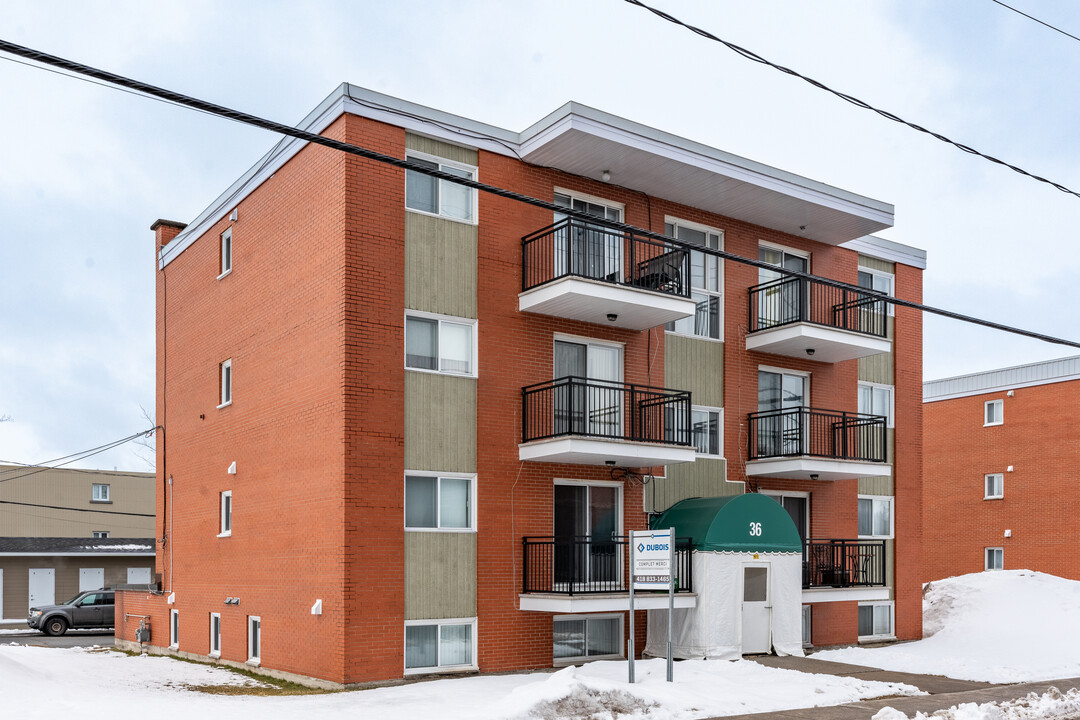 36 Saint-Édouard St in Lévis, QC - Building Photo